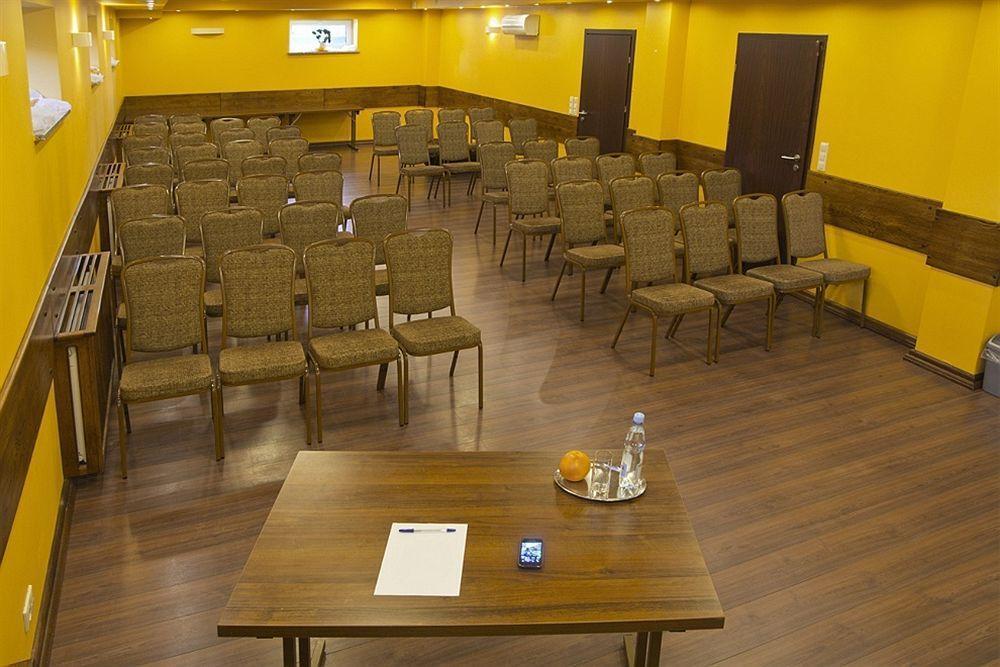 Chopin Hotel Pruszcz Gdański Buitenkant foto