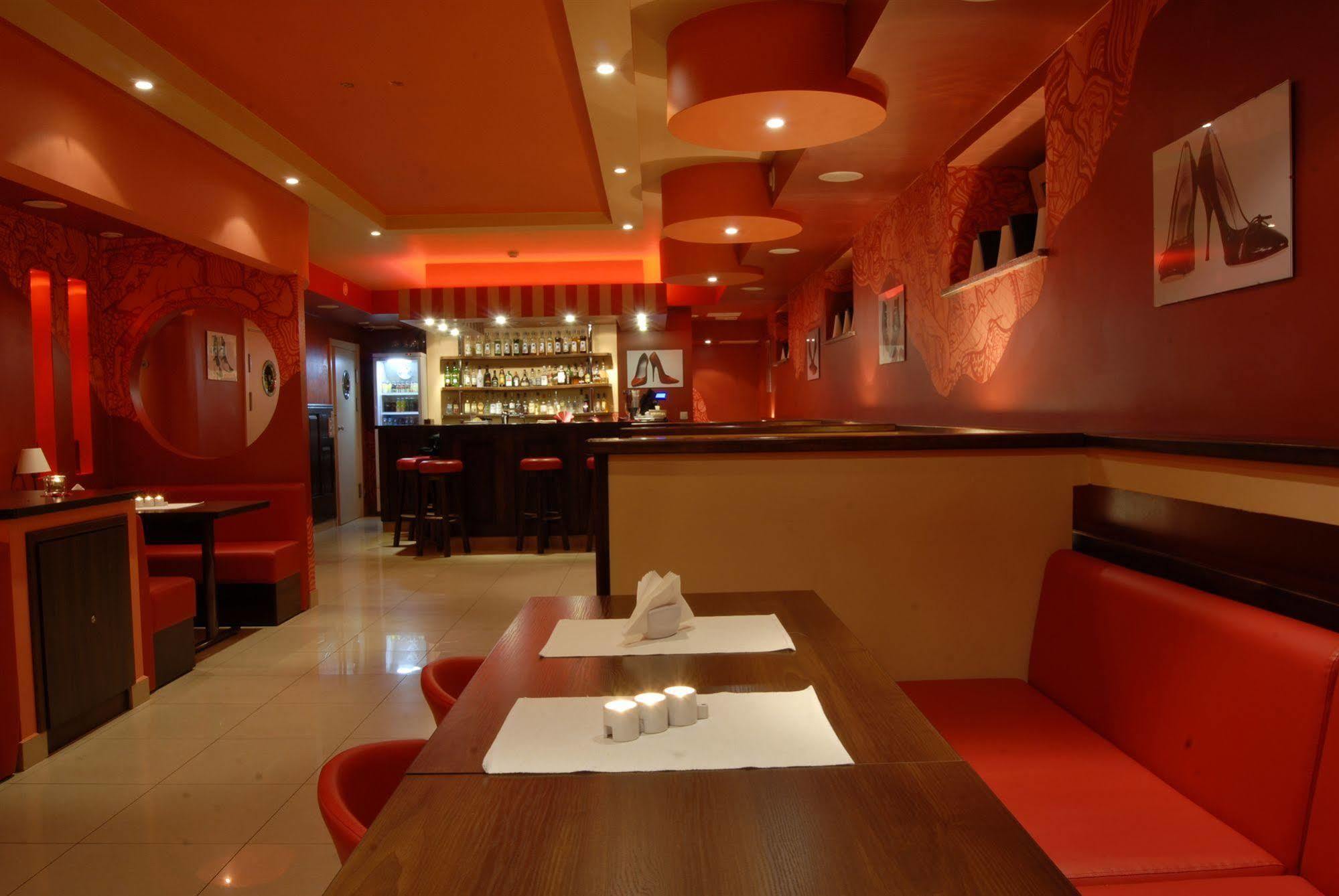 Chopin Hotel Pruszcz Gdański Buitenkant foto