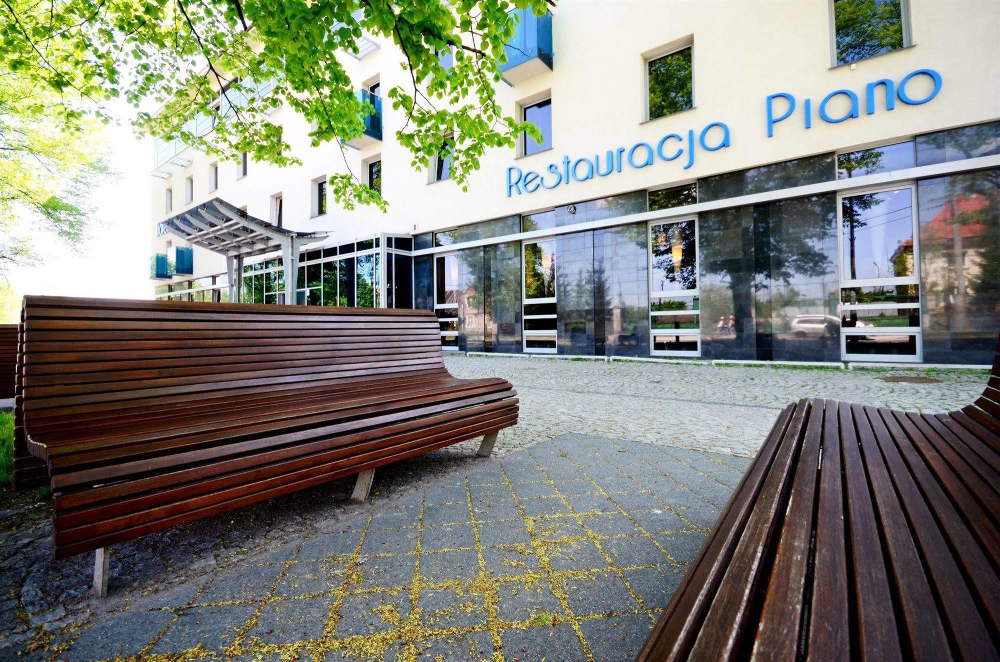 Chopin Hotel Pruszcz Gdański Buitenkant foto