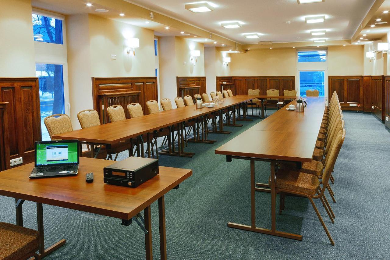 Chopin Hotel Pruszcz Gdański Buitenkant foto